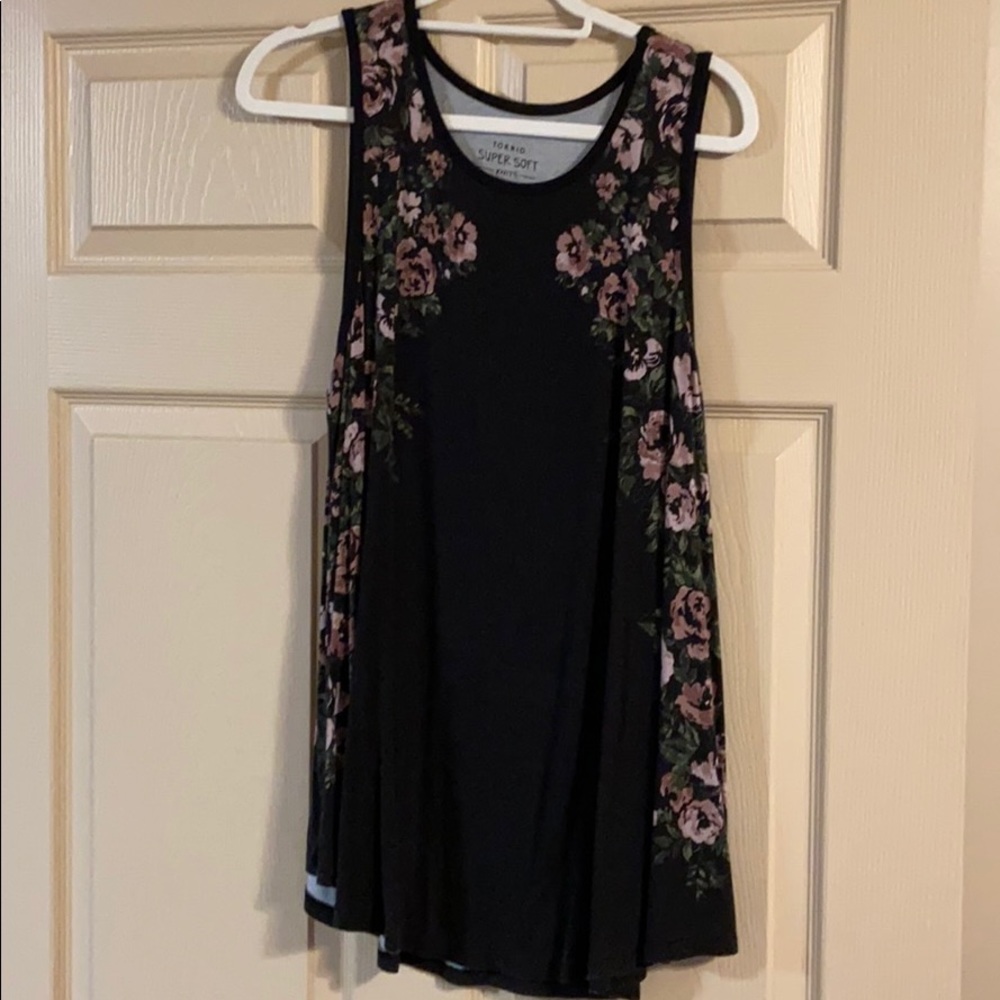 Torrid blouse/tank